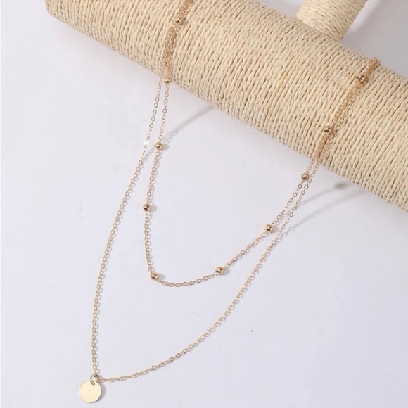 NWT yellow gold color layered disc circle pendant necklace - Picture 2 of 4